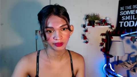 Snapshot of marryme_leixx chatting on 03-26-26, 02:06 LEIXX online show from 03-26-26, 02:06