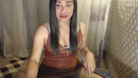 Snapshot of marrymehonxx chatting on 02-11-25, 12:27 marrymehonxx online show from 02-11-25, 12:27