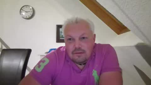 Snapshot of mars0481 chatting on 06-14-26, 12:52 mars0481 online show from 06-14-26, 12:52