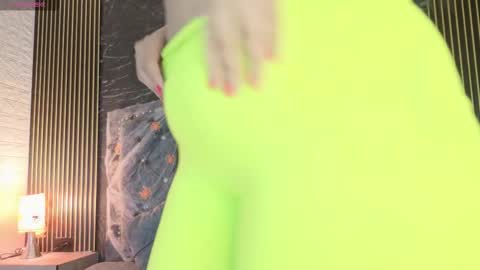 Snapshot of marscarlett chatting on 10-13-25, 03:50 marscarlett online show from 10-13-25, 03:50