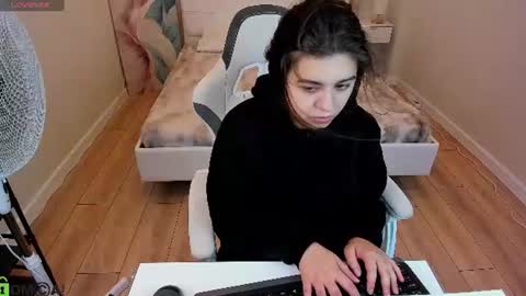 Snapshot of marsha_morris chatting on 07-19-26, 01:09 Trisha online show from 07-19-26, 01:09