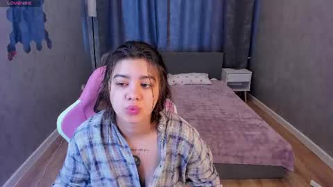 Snapshot of marsha_morris chatting on 08-04-26, 01:20 Trisha online show from 08-04-26, 01:20