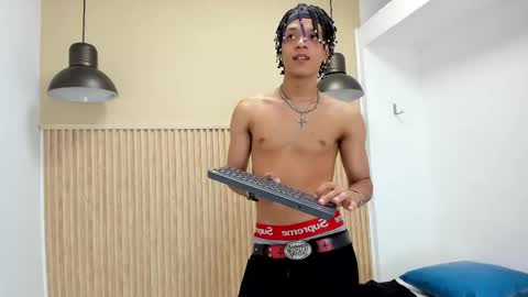 MARSHALL online show from 09-17-25, 01:57