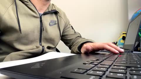 Snapshot of marsupilami_82_ chatting on 02-18-26, 11:17 marsupilami_82_ online show from 02-18-26, 11:17