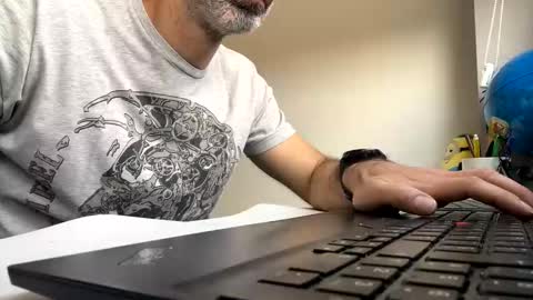 Snapshot of marsupilami_82_ chatting on 03-02-26, 09:38 marsupilami_82_ online show from 03-02-26, 09:38