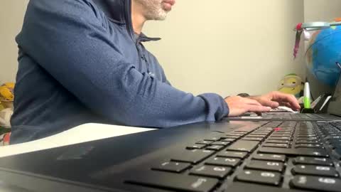 Snapshot of marsupilami_82_ chatting on 03-26-26, 10:43 marsupilami_82_ online show from 03-26-26, 10:43