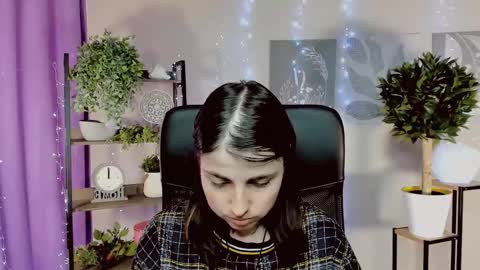 Snapshot of martaedams chatting on 03-13-26, 06:31 martaedams online show from 03-13-26, 06:31