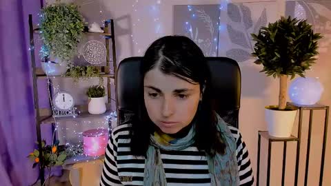 Snapshot of martaedams chatting on 04-27-26, 06:22 martaedams online show from 04-27-26, 06:22