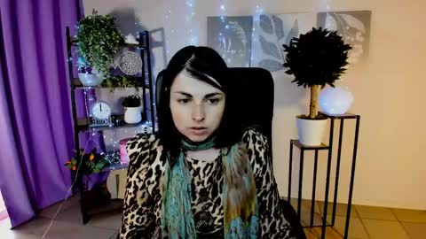 Snapshot of martaedams chatting on 05-04-26, 05:58 martaedams online show from 05-04-26, 05:58