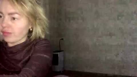 Marta online show from 11-15-25, 01:40