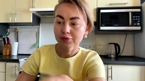 Marta online show from 06-22-26, 07:16