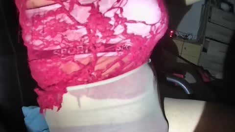 Snapshot of martamoontrans chatting on 10-21-25, 02:45 martamoontrans online show from 10-21-25, 02:45