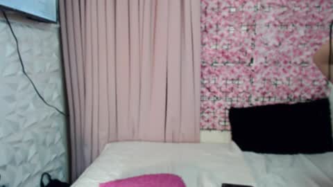 DONT FORGET TO FOLLOW ME AND GIVE ME A THUMBS UP GUYS- martha online show from 10-19-25, 03:18