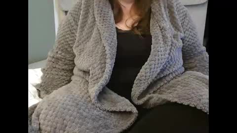 Snapshot of marthabriest chatting on 02-05-25, 11:12 Martha online show from 02-05-25, 11:12