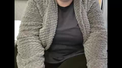 Snapshot of marthabriest chatting on 02-13-25, 08:48 Martha online show from 02-13-25, 08:48