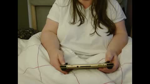 Snapshot of marthabriest chatting on 02-18-25, 07:10 Martha online show from 02-18-25, 07:10