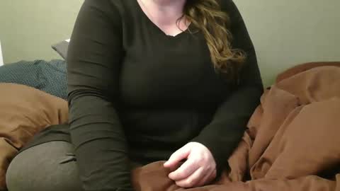 Snapshot of marthabriest chatting on 03-12-25, 12:57 Martha online show from 03-12-25, 12:57