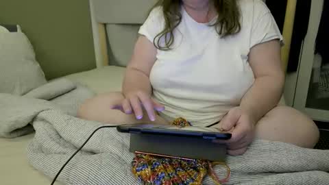 Snapshot of marthabriest chatting on 09-20-25, 03:18 Martha online show from 09-20-25, 03:18