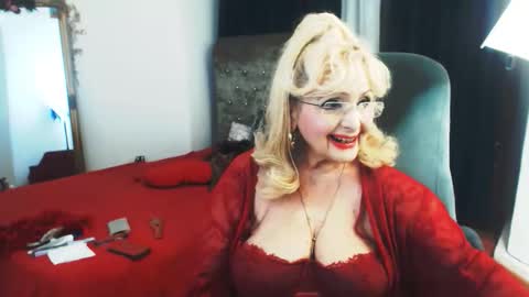 marthabrownn online show from 09-12-25, 08:09