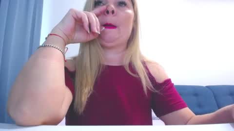 Martha online show from 03-10-25, 05:22