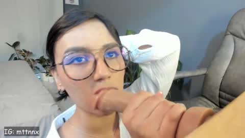 Martina online show from 11-21-25, 06:17