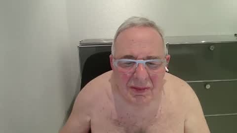 martin_1947 online show from 03-16-26, 09:30