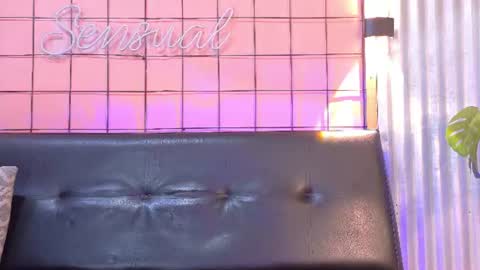 Martin online show from 06-13-26, 01:25