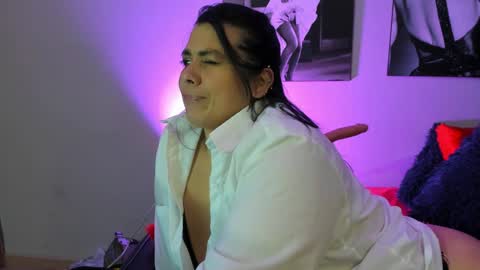 Snapshot of martina_foxy_ chatting on 01-31-25, 08:54 MARTINA online show from 01-31-25, 08:54