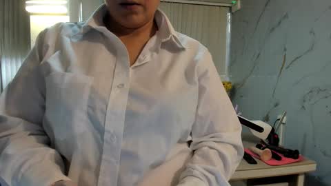 Snapshot of martina_foxy_ chatting on 02-28-25, 11:36 MARTINA online show from 02-28-25, 11:36