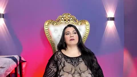 Snapshot of martina_foxy_ chatting on 09-28-25, 12:21 MARTINA online show from 09-28-25, 12:21