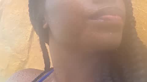 Laura online show from 02-14-26, 07:21