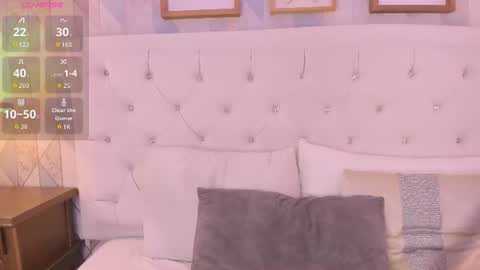 Martina online show from 06-17-26, 11:45