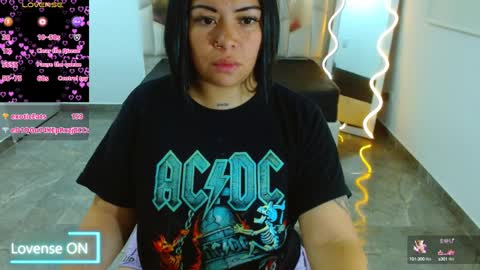 Hey im martina online show from 12-20-24, 07:44