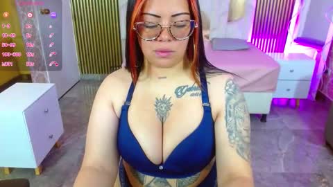 Hey im martina online show from 11-13-25, 03:49