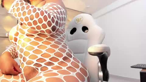 Snapshot of martina_touss chatting on 03-05-25, 03:18 martina touss online show from 03-05-25, 03:18