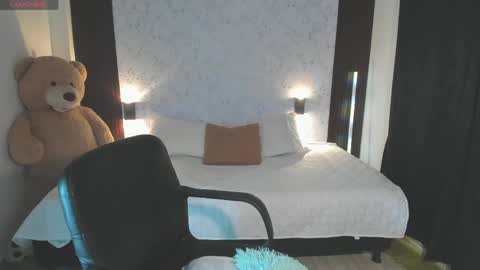martina Bianchi  online show from 05-27-26, 01:57