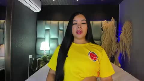 Martina Garcia online show from 06-16-26, 07:49