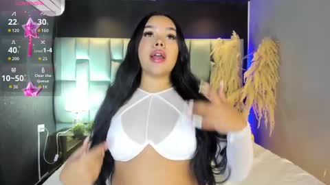 Martina Garcia online show from 06-18-26, 06:34
