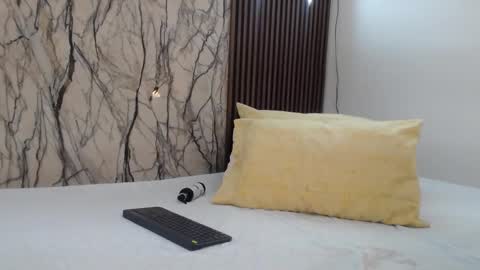 Snapshot of martinaguzmann chatting on 03-06-25, 07:57 Martina online show from 03-06-25, 07:57