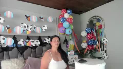 Snapshot of martinamilff chatting on 06-23-26, 08:18 Martina online show from 06-23-26, 08:18