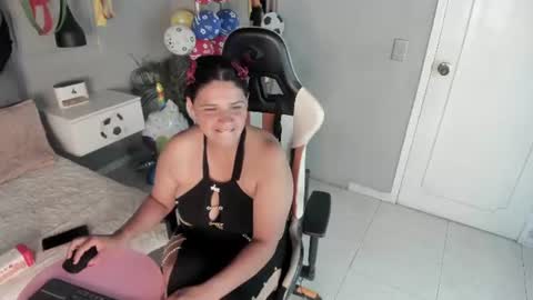 Snapshot of martinamilff chatting on 07-10-26, 09:39 Martina online show from 07-10-26, 09:39