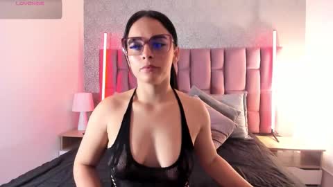 martina rizzi online show from 12-19-25, 03:35