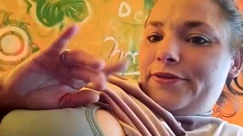 Snapshot of martinhopetaylor chatting on 04-27-26, 06:50 martinhopetaylor online show from 04-27-26, 06:50
