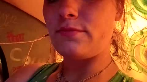 Snapshot of martinhopetaylor chatting on 05-15-26, 01:12 martinhopetaylor online show from 05-15-26, 01:12
