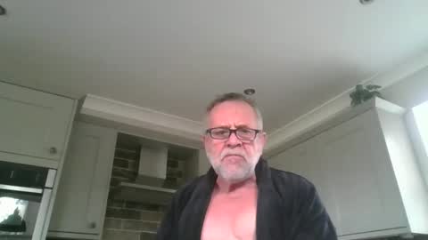 Snapshot of martinrgbxxxx chatting on 10-11-25, 09:19 martinrgbxxxx online show from 10-11-25, 09:19