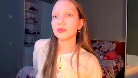 Emily online show from 09-28-25, 08:14