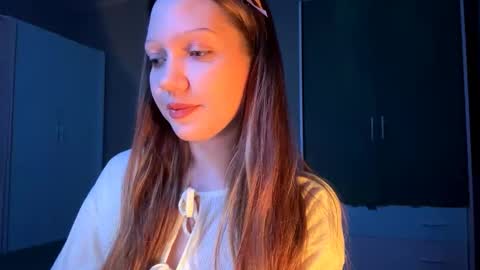 Emily online show from 10-06-25, 08:06