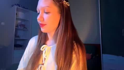 Emily online show from 10-12-25, 07:57