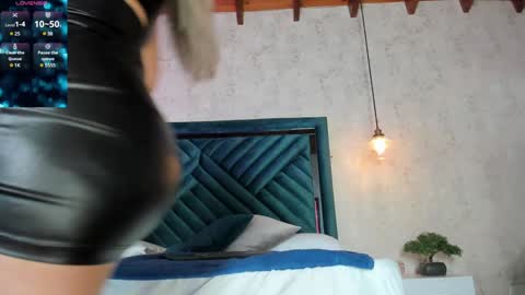 Martina online show from 12-28-24, 06:08