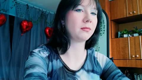 Snapshot of marty_bree chatting on 04-02-26, 01:20 Nancy online show from 04-02-26, 01:20